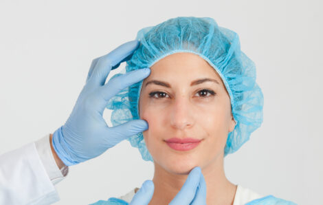 Cataract Surgery: A Complete Guide for You