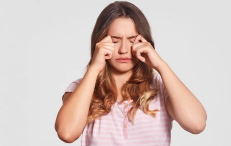 Dry Eye Facts & Tips regarding How to Cure Naturally on Dry Eye Awareness Month — July